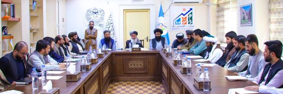 وزیر اقتصاد طالبان خواهان کمک نهادهای خیریه به عودتکنندگان شد