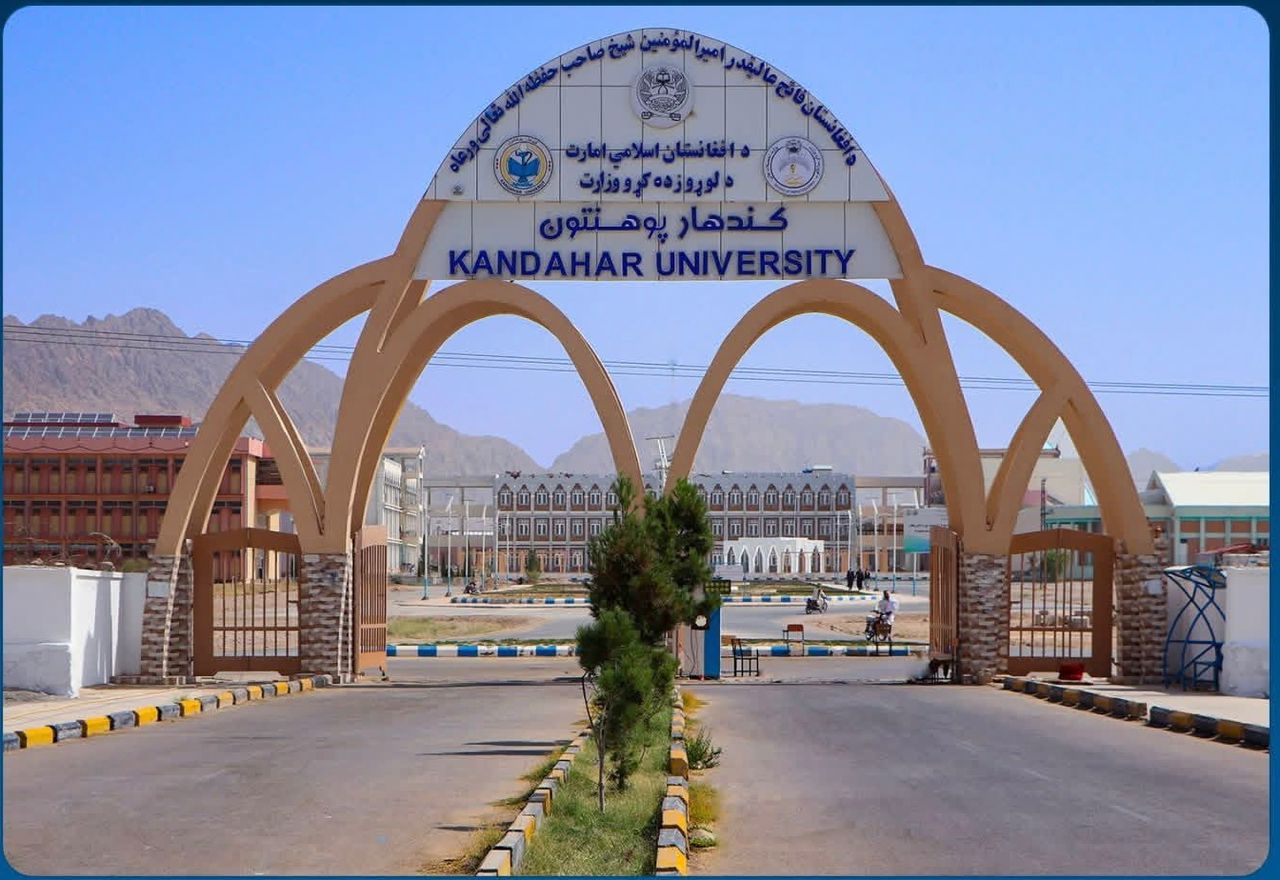 کندهار کې د کانکور ګډونوالو زیاتوالی؛ خلک وایي د زده‌کړو بهیر لاهم له جدي ستونزو سره مخ دی