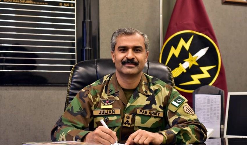 شهباز شریف دریافت رتبه تورن‌جنرالی را برای یک افسر مسیحی ارتش پاکستان تبریک گفت