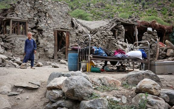 د ناروې د کډوالو شورا: د کونړ ډېری زلزله ځپلي تر شنه اسمان لاندې شپې تېروي