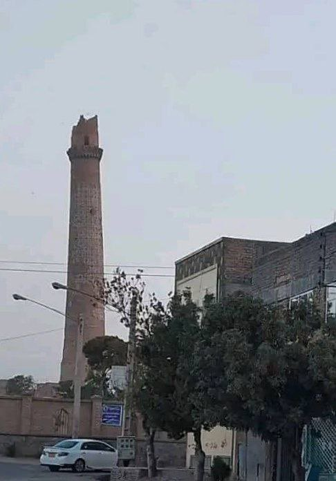 یکی از منارهای تاریخی در شهر هرات پس از زلزله