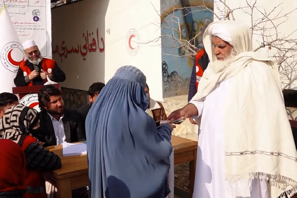 طالبان: تېره یوه میاشت څه باندې ۲۷زره زیانمنو کورنیو سره مرسته شوې ده