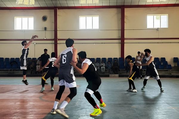 رقابتهای بسکتبال میان ورزشکاران چهار ولایت در ننگرهار برگزار شد