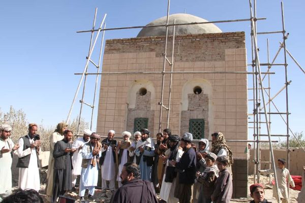 طالبان وایي، په غزني کې دوه لرغوني ځایونه بیارغوي