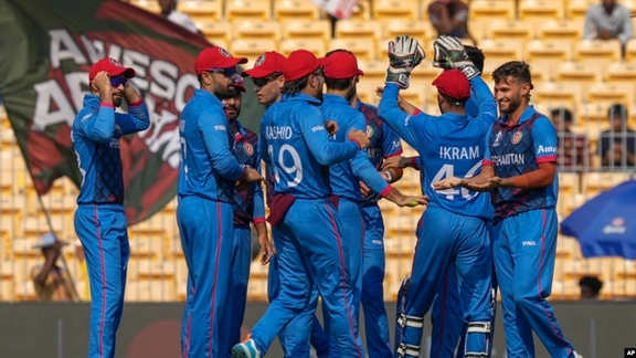 د کرېکټ د بریا په اړه د افغانستان د جمهوري پالو سیاستوالو خوښي او د طالبانو چوپتیا