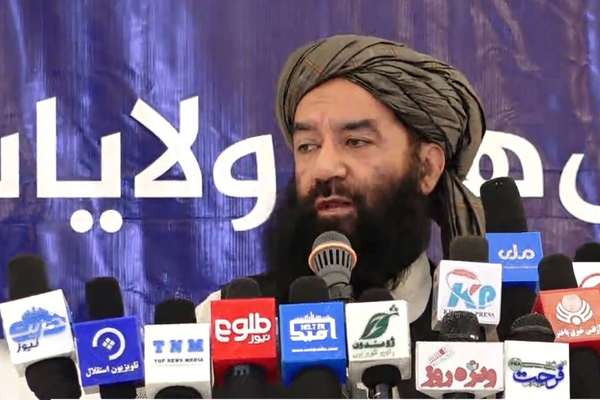ملا نورالله نوري د طالبانو مخالفو جبهو ته: د بهرنیانو په لمسون افغانستان مه خرابوئ