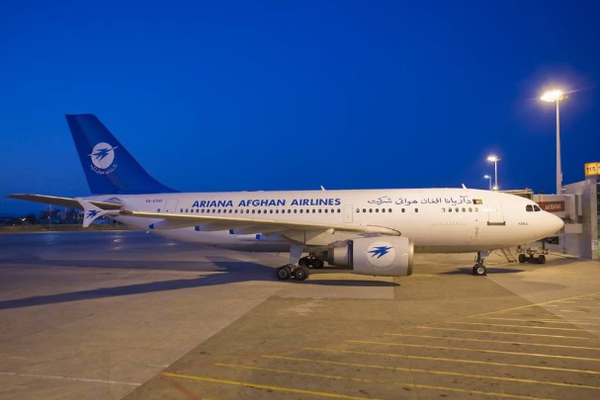 بعد توقف التجارة مع باكستان… طالبان تخفض أسعار شحن البضائع جواً إلى الهند