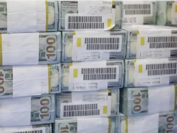 در پی اظهاراتی در واشنگتن؛ بهای افغانی در برابر دالر کاهش یافت