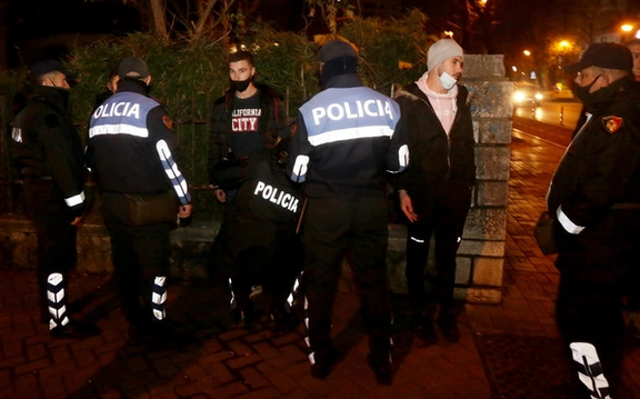 د ترکیې پولیسو په اغري ښار کې ۸۲ افغان کډوال نیولي دي