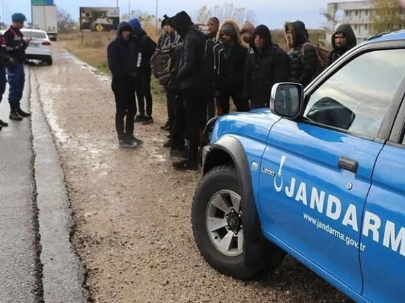 پولیس ترکیه ۱۶ نفر شامل چندین پناهجوی افغان را در شهر ساکاریا بازداشت کرد