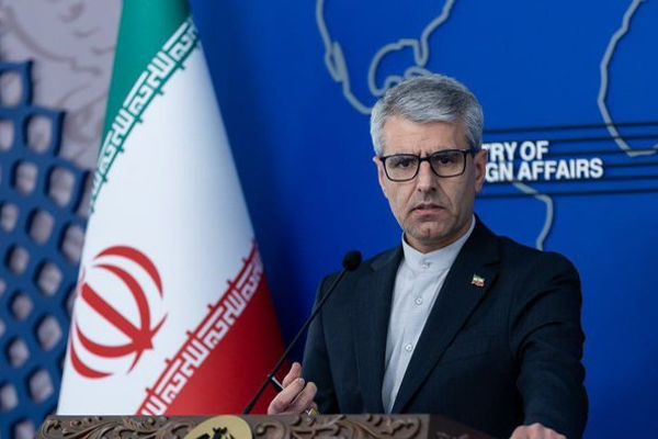 ایران د ونزویلا د هوايي حریم د تړلو پرېکړه غندلې او دا یې د امریکا خپلسري اقدام بللی دی