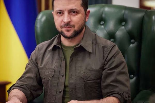 زلنسکی به دنبال حضور در میز مذاکره با ترامپ و پوتین است