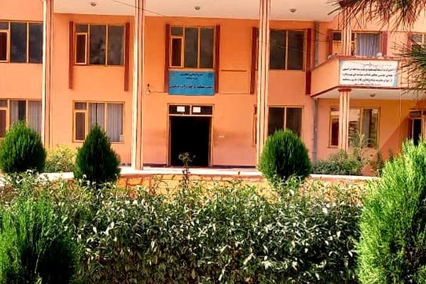 طالبانو په بدخشان کې د «زنا» په تور د یوې ښځې په ګډون دوه کسان په دُرو وهلي