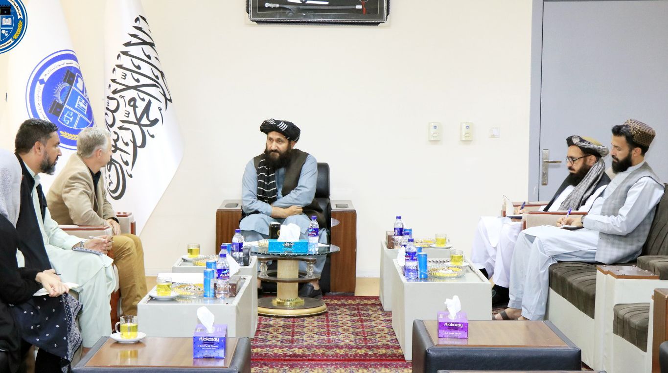 د طالبانو د زندانونو مشر د سره صلیب له کمېټې څخه غوښتي، چې د مرستو بهير ګړندی کړي