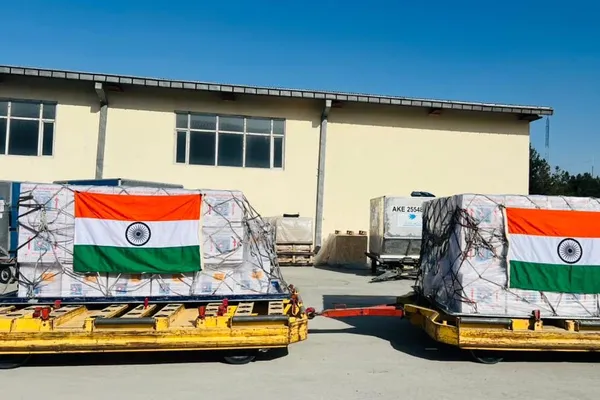 هند ۱۳ تُن واکسین تبرکلوز و مواد پزشکی به افغانستان کمک کرد