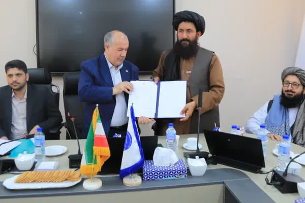 نزدیک به ۲۰۰ زندانی دیگر افغان از ایران به افغانستان منتقل شدند