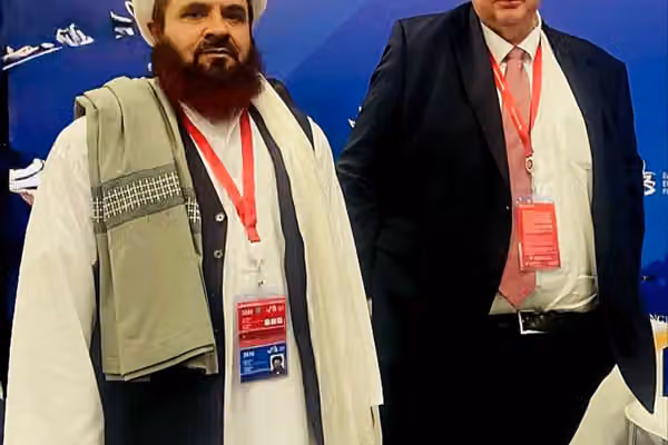 په مسکو کې د طالبانو سفیر او لوړپوړي روسي چارواکي د دوهاړخیزو اړیکو پر پراختیا غږېدلي
