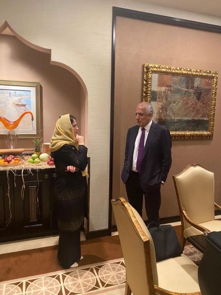 دیدار فوزیه کوفی با زلمی خلیلزاد در مارچ ۲۰۲۱