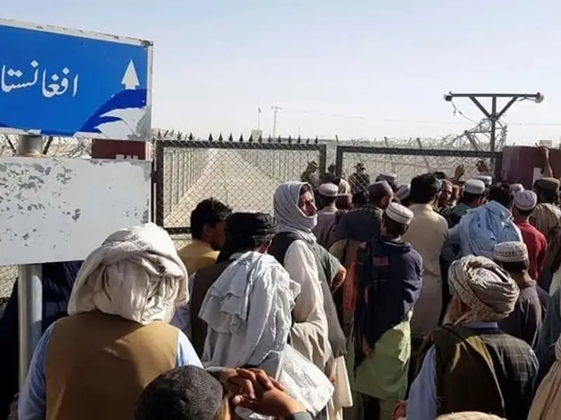 د پاکستان حکومت له یو میلیون څخه زیات کډوال له دغه هېواده وباسي 