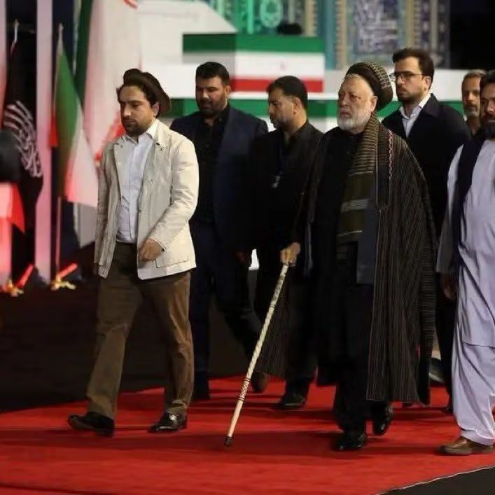 إيران تدافع عن دعوة معارضي طالبان لجنازة خامنئي