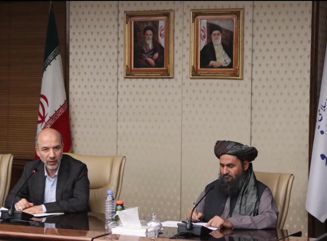 ملا برادر در دیدار با وزیر نیروی ایران: آب هلمند چند برابر کاهش یافته است