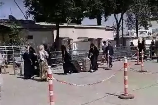 Taliban Prevents Afghan Girls From Traveling To UAE On Scholarships