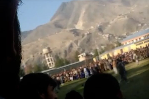 Taliban Publicly Flogs 17 Men & 4 Women in Northern Afghanistan