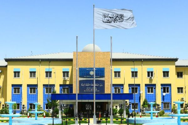 د طالبانو سرحدي پولیسو یو ایرانی د نشه يي توکو د قاچاق په تور نیولی