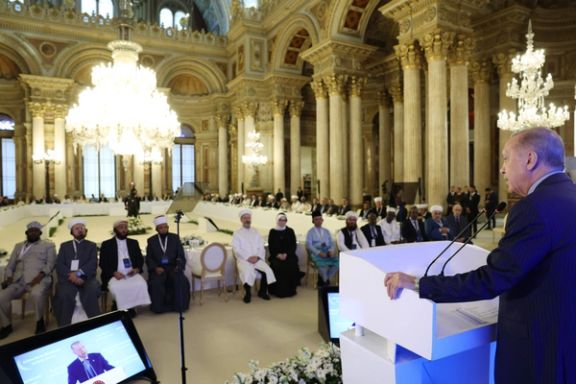 د طالبانو د حج او اوقافو وزیر په استانبول کې په یوه غونډه کې د ترکیې له ولسمشر سره لیدلي