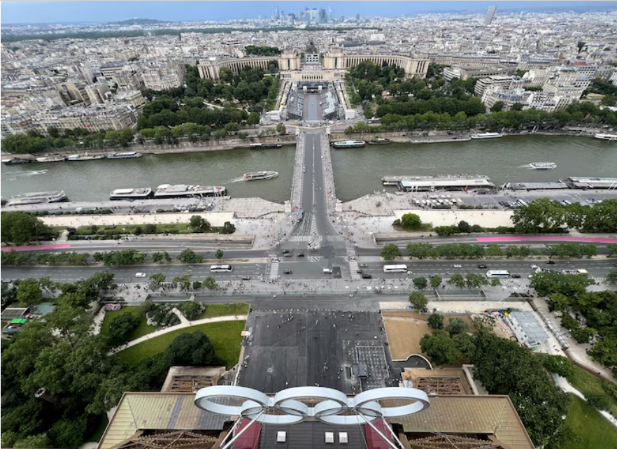 در آستانه برگزاری مسابقات المپیک پاریس، مردی با چاقو یک سرباز فرانسوی را زخمی کرد