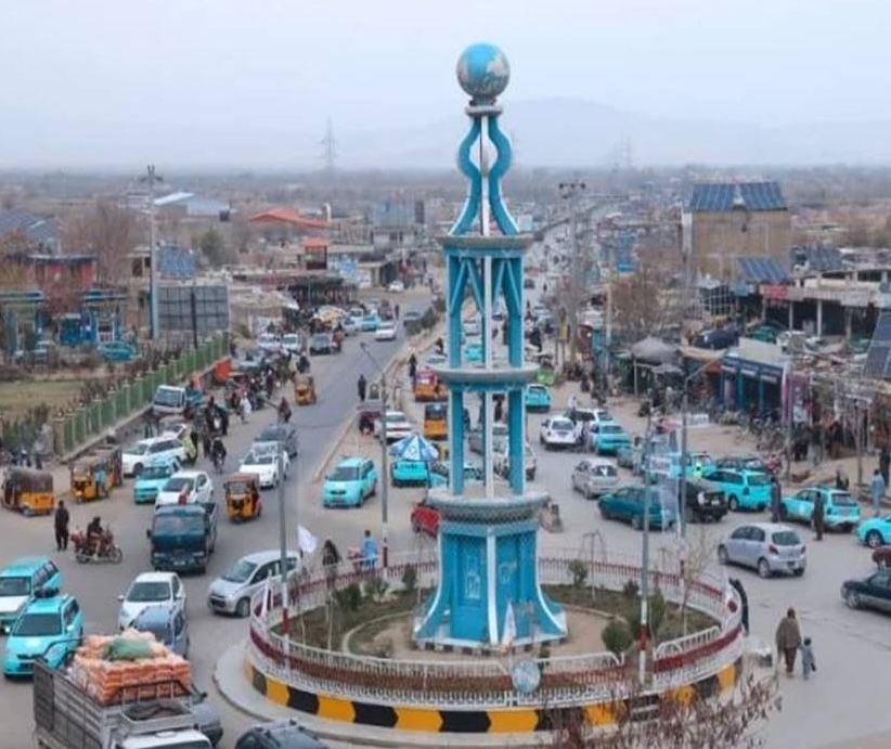 په لوګر کې د دوو ټرافیکي پېښو له امله ۱۳ کسان ټپيان شوي