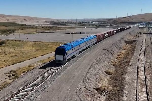 طالبان: د افغانستان د رېل پټلۍ له لارې د سوداګریزو توکو لېږد ۳۹ سلنه زیات شوی