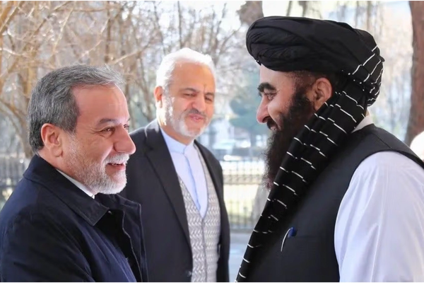 Taliban FM Urges Iran To Halt Mass Deportations Of Afghan Migrants