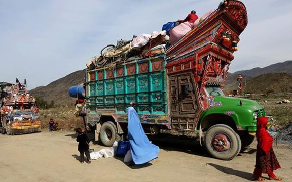طالبان وايي، له ایران او پاکستان څخه ۱۷۶ کورنۍ راستنې کړل شوې دي