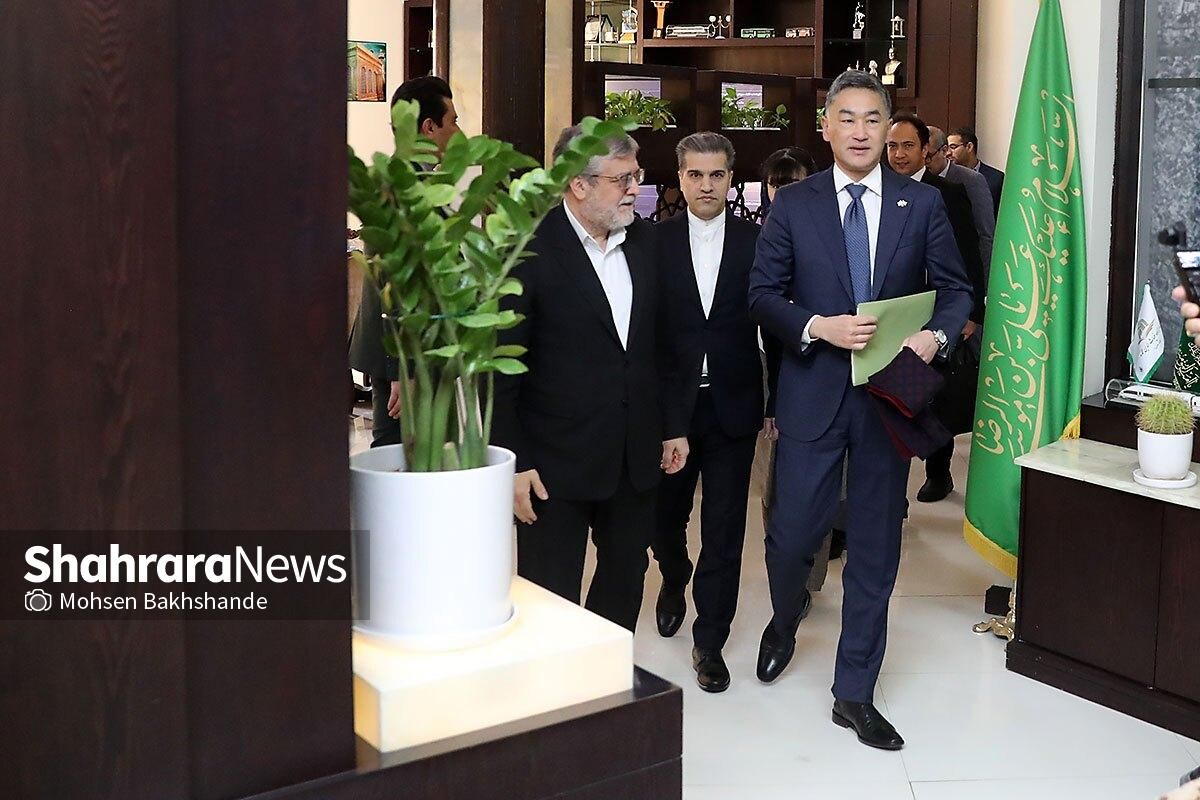 مقام ایرانی: سازمان‌های جهانی به مشهد به‌خاطر میزبانی از مهاجران افغان‌ کمک کنند