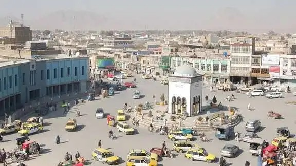 جبهة أفغانستان المتحدة تعلن شن هجمات على مواقع طالبان في هلمند وقندهار