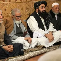 عبدالله عبدالله به دلایل امنیتی نتوانست فاتحه خواهرش را در مسجد برگزار کند