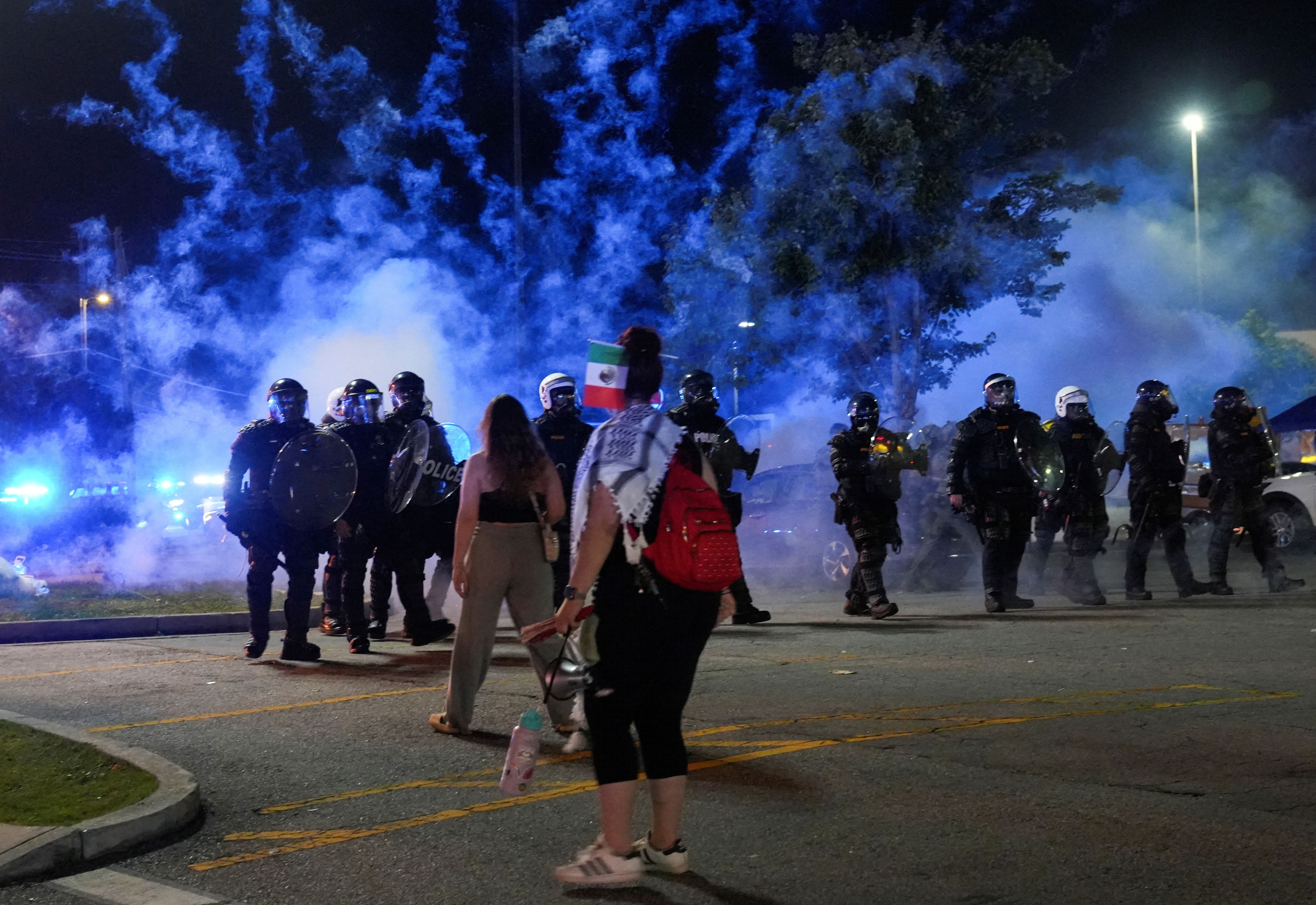 گسترش اعتراضات علیه سیاست‌های مهاجرتی به چند شهر امریکا