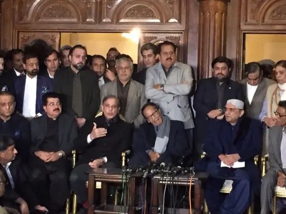احزاب مسلم لیگ و مردم برسر تشکیل حکومت ایتلافی در پاکستان به توافق رسیدند