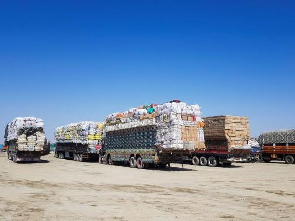 اکسپرس تریبون: بستن مرز چمن ۵۰ هزار نفر را بیکار کرد، مالکان لاریها اعتصاب کردند