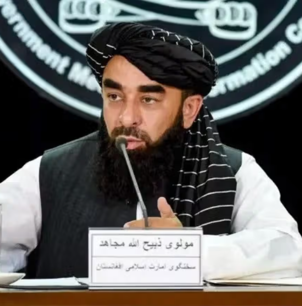 طالبان ترد على تحذير الولايات المتحدة بشأن اعتقال الحركة للأميركيين 