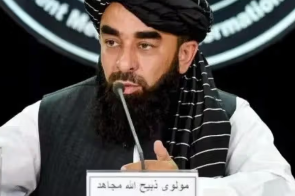 طالبان ترد على تحذير الولايات المتحدة بشأن اعتقال الحركة للأميركيين