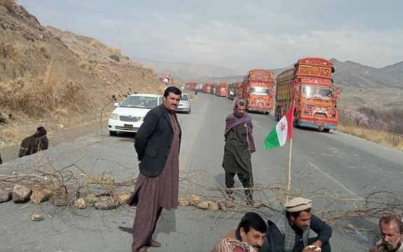 بلوچستان کې څلورو سیاسي ګوندونو په ګډه د بلوچستان او سند ترمنځ لارې د اعتراض په ډول تړلې