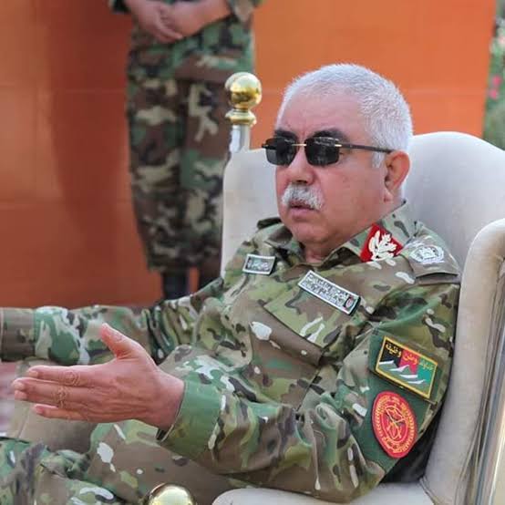 عبدالرشید دوستم: که د طالبانو پر وړاندې د درېدو توان نه لرئ لږ تر لږه چوپ پاتې شئ