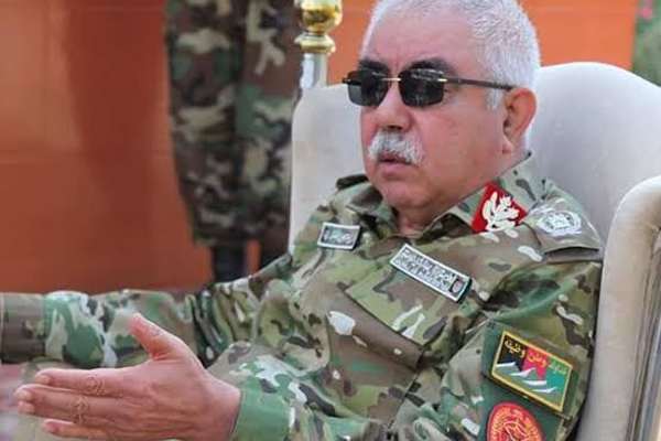 عبدالرشید دوستم: که د طالبانو پر وړاندې د درېدو توان نه لرئ لږ تر لږه چوپ پاتې شئ