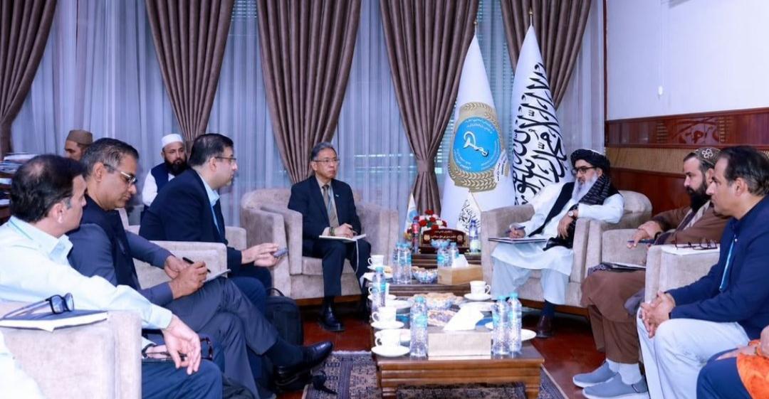 جلالي او د روغتیا نړیوال سازمان مشر د افغانستان د روغتیايي سیستم پر پیاوړتیا غږېدلي