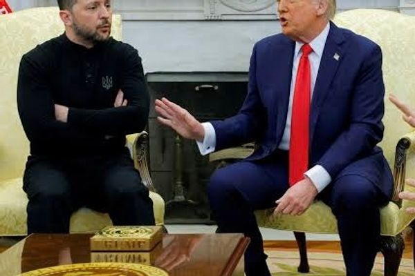 د جګړې د پای خبرې؛ ټرمپ د اوکراین ولسمشر ته د هوکړې مشوره ورکړې