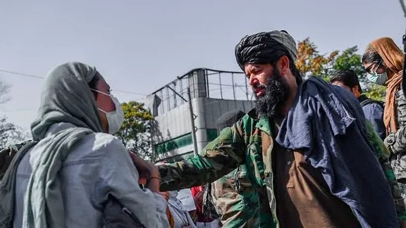 یوناما: د ښځو او نجونو حقونه د افغانستان د بیارغونې لپاره حیاتي دي