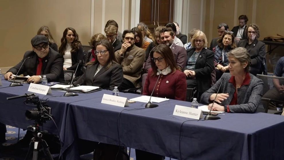 نواب ديمقراطيون: تجاهل إدارة ترامب لملف الحلفاء الأفغان "غير أخلاقي"