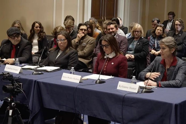 نواب ديمقراطيون: تجاهل إدارة ترامب لملف الحلفاء الأفغان "غير أخلاقي"